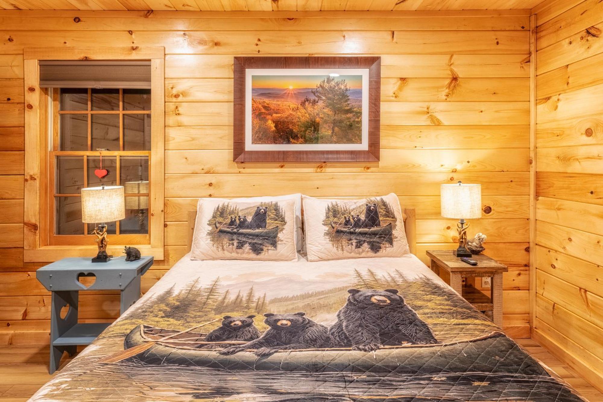 Real Log Cabin With Amazing Views, Hot Tub, Sauna, Games Gatlinburg Exterior photo